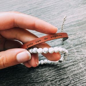 ‘Girls Can Do Anything’ Bracelet Set!